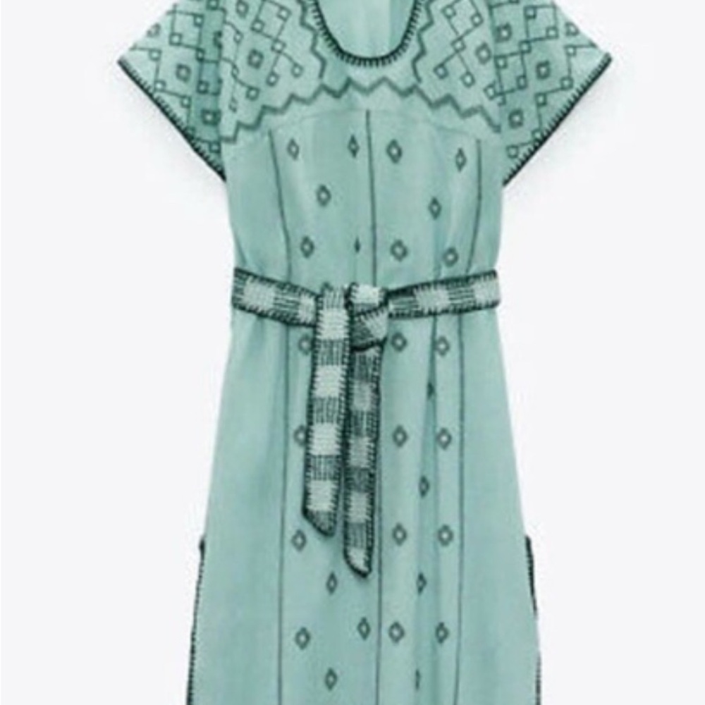 Zara Green Dolman Sleeve Sundress, brand new never been worn